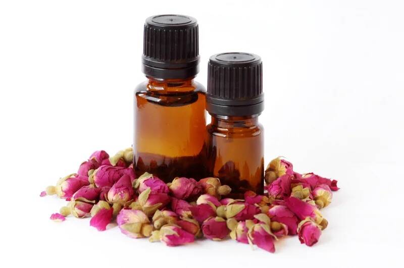 Essential Oil A-Z Benefits & Uses